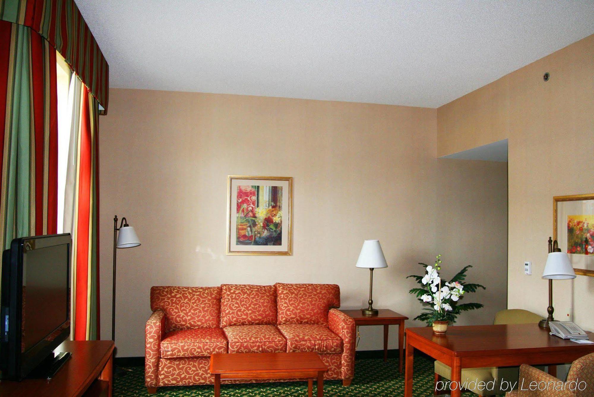 Hampton Inn & Suites Williamsburg-Central Стая снимка